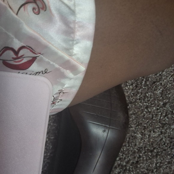 Cole Haan Elegant Black Stiletto Heels - Picture 5 of 8